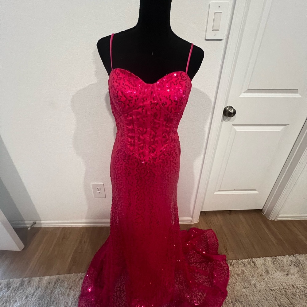 Elegant Pink Sequin Prom Dress